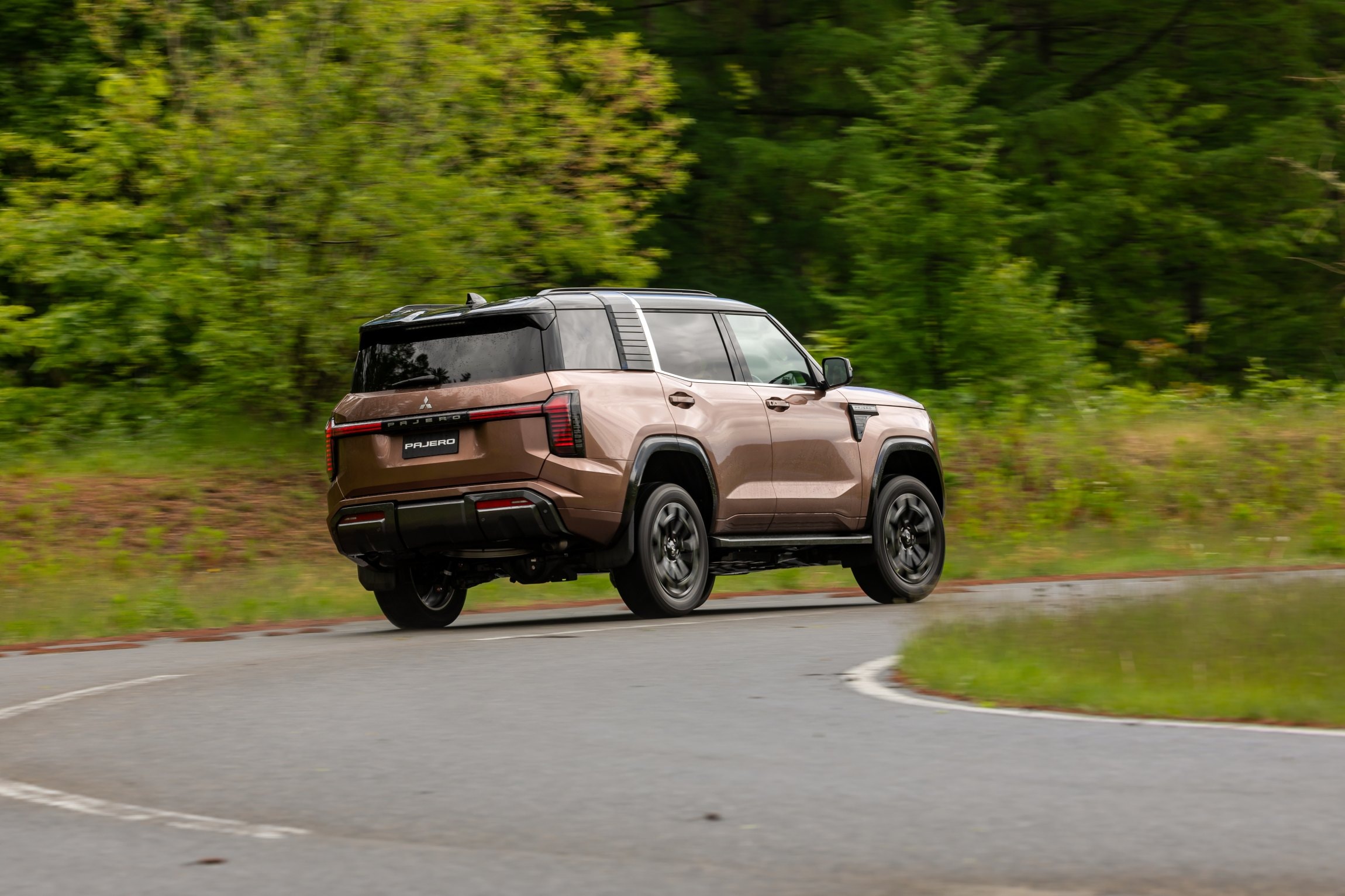 Mitsubishi Montero