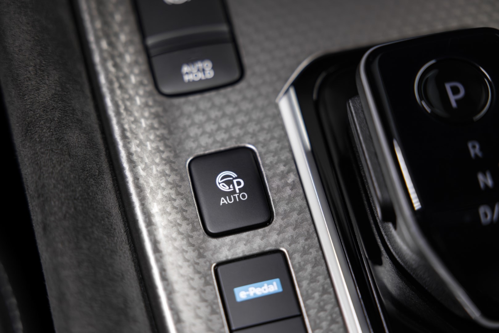 Logotipo e-Power, símbolo de su tecnología híbrida avanzada.