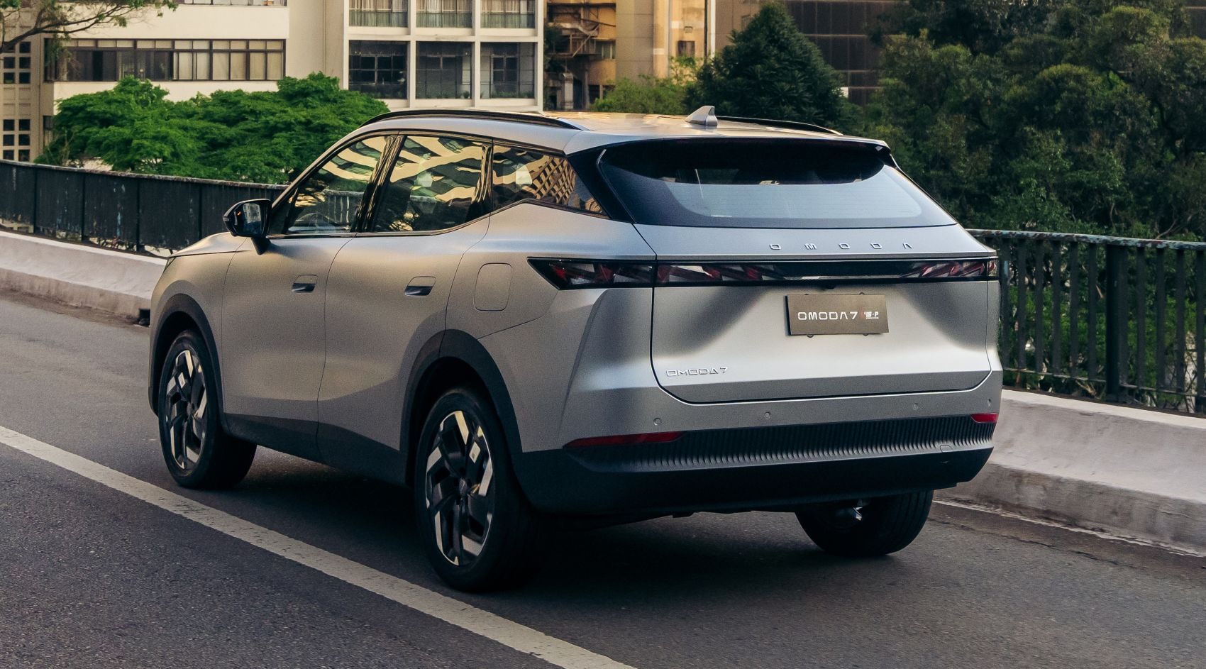 Omoda 7