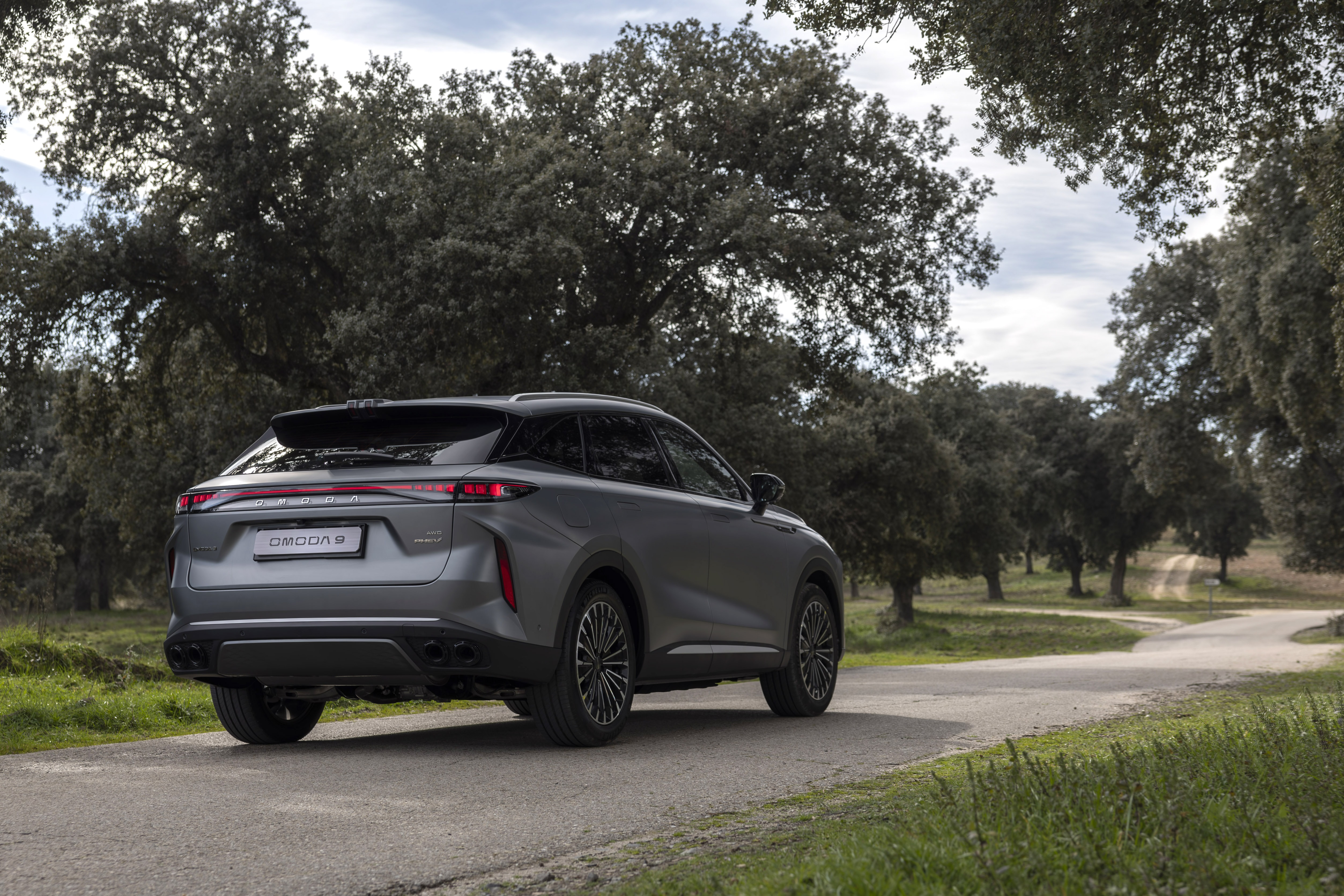Omoda 9 híbrido