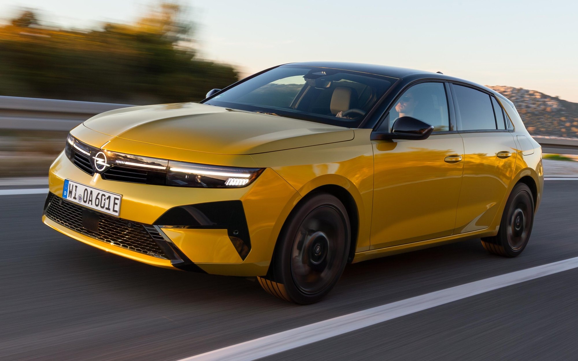 Opel Astra híbrido
