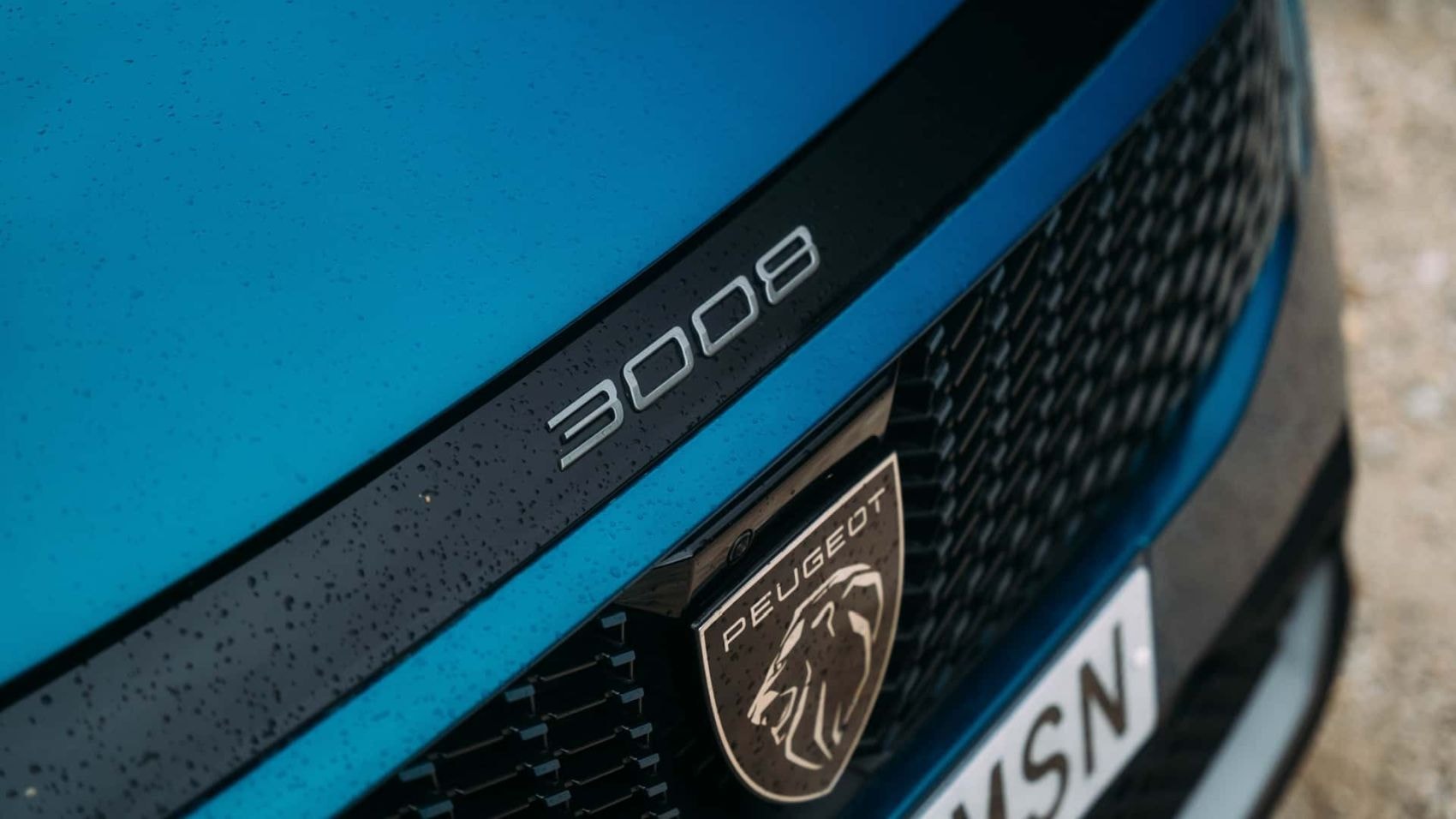 Vista del interior del Peugeot 3008 Híbrido, destacando los asientos de cuero.