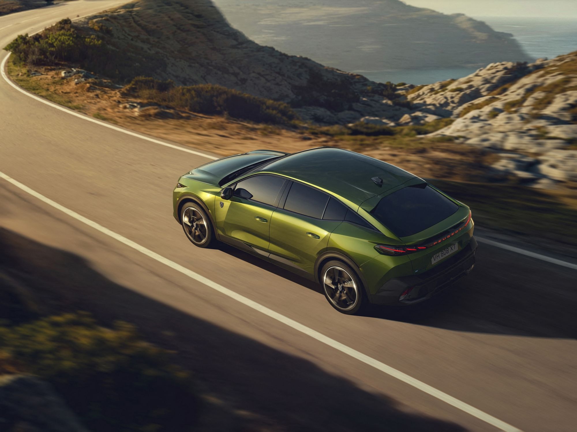 Peugeot 408 eléctrico