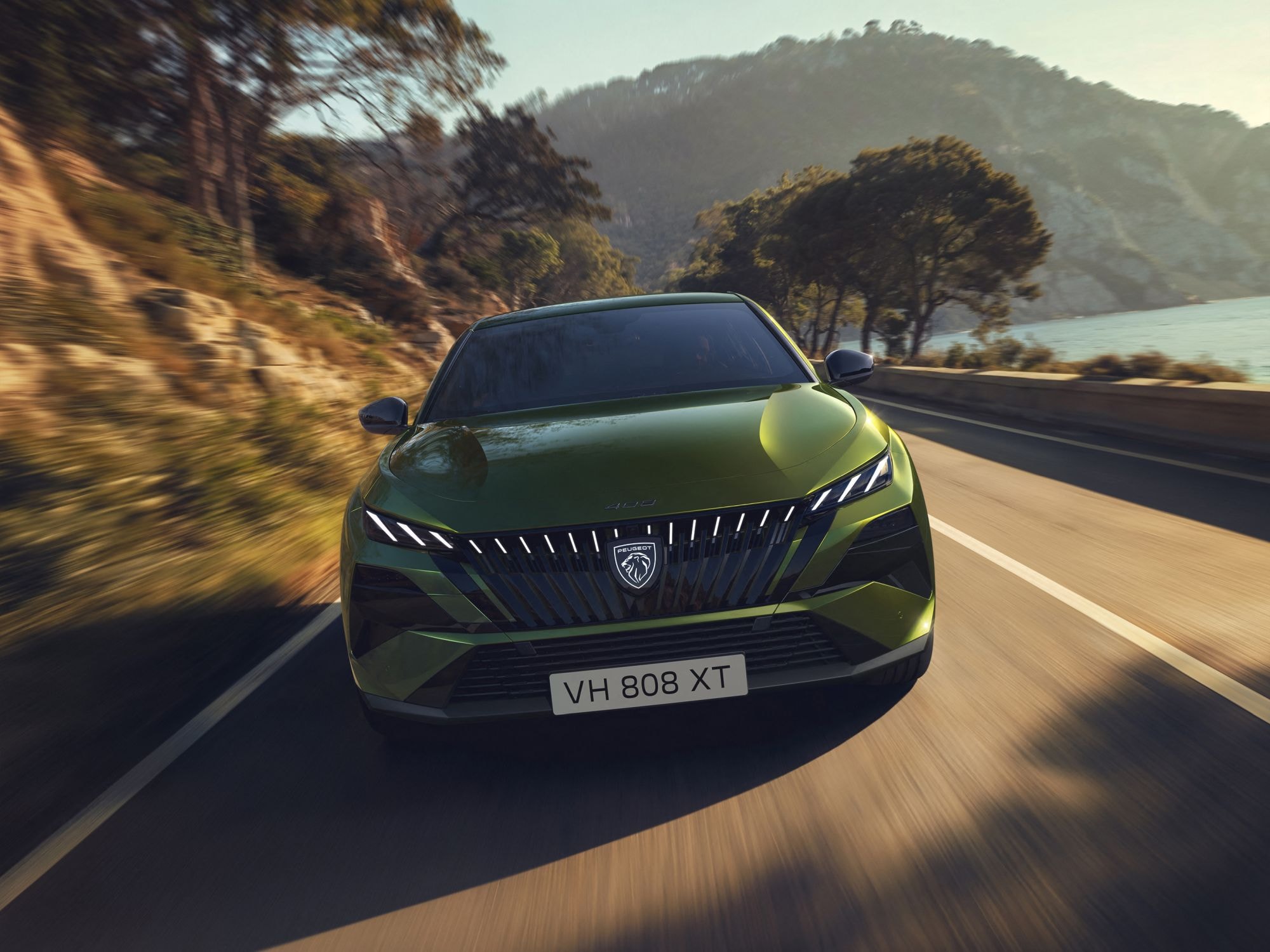 Peugeot 408 eléctrico