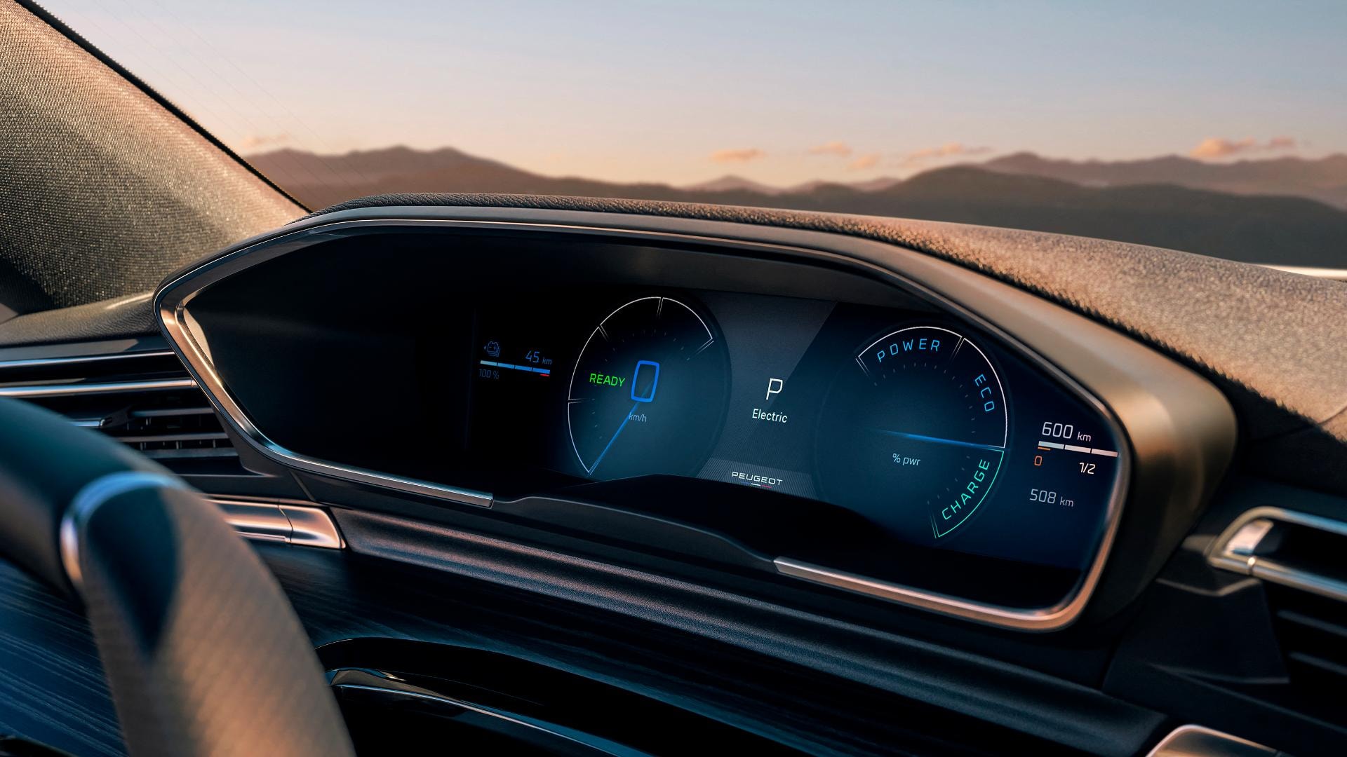 Panel de instrumentos digital del Peugeot 508, información clara y accesible.