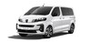 Vista angular del Peugeot Traveller destacando su diseño frontal. Vista angular del Peugeot Traveller destacando su diseño frontal.