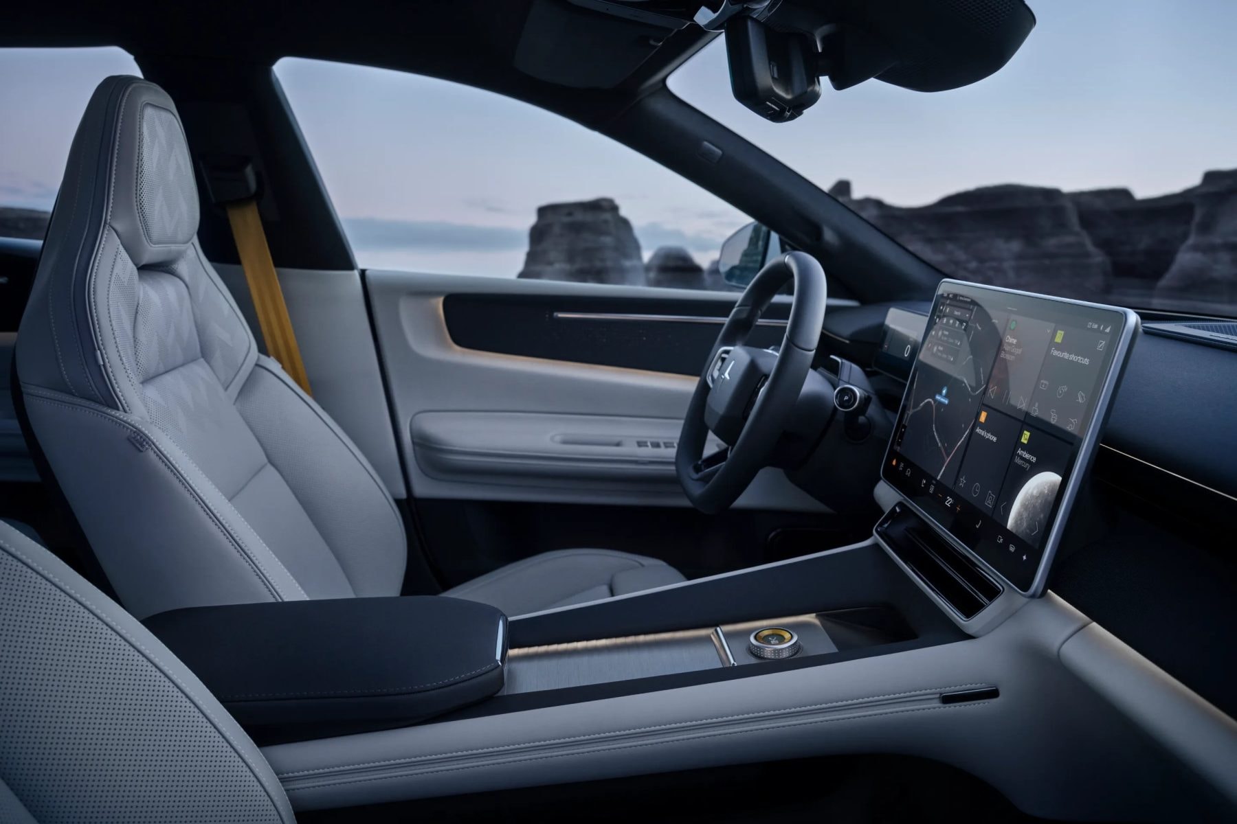 Polestar 4 SUV
