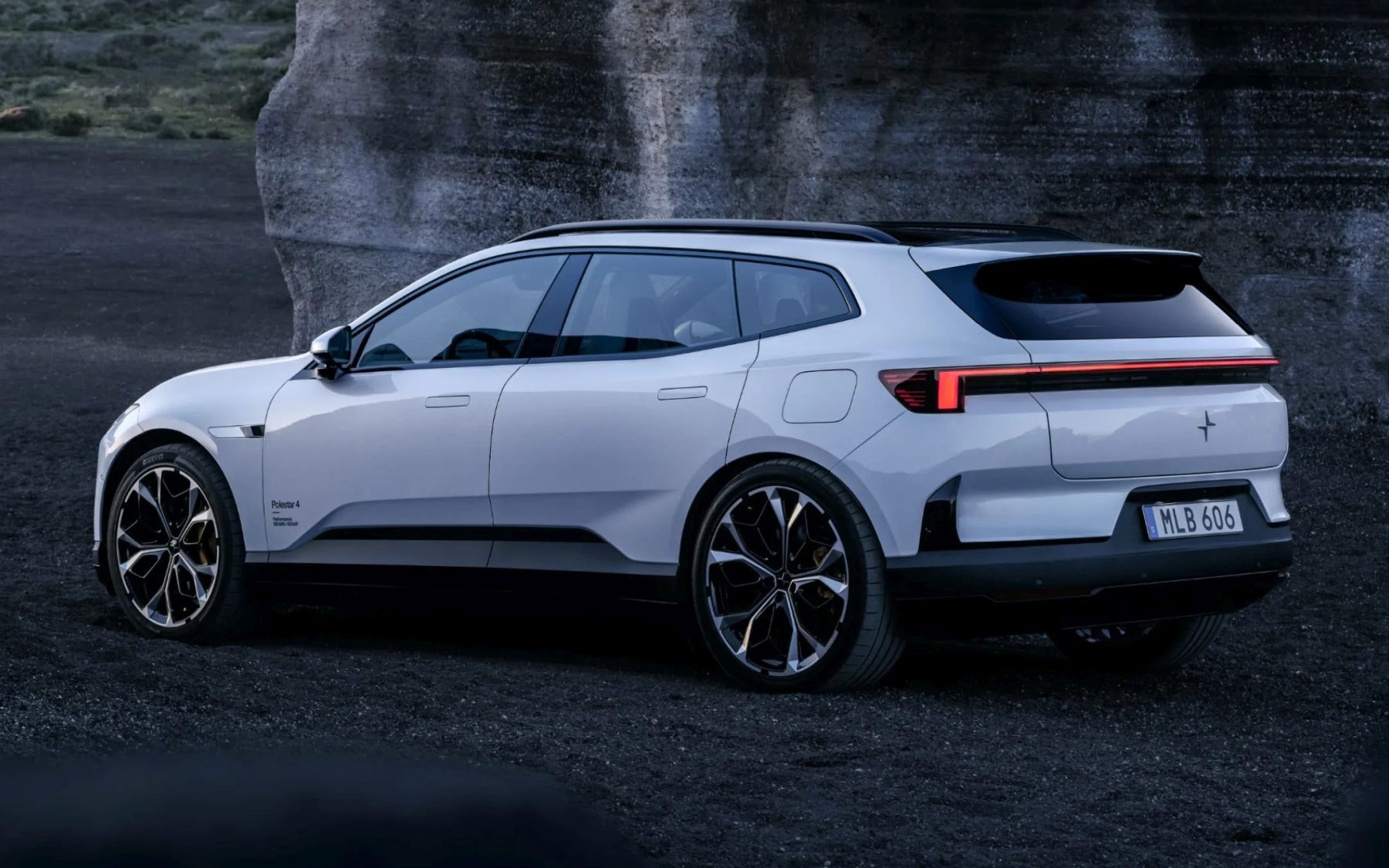 Polestar 4 SUV