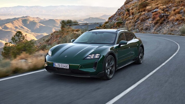 Porsche Taycan Cross Turismo