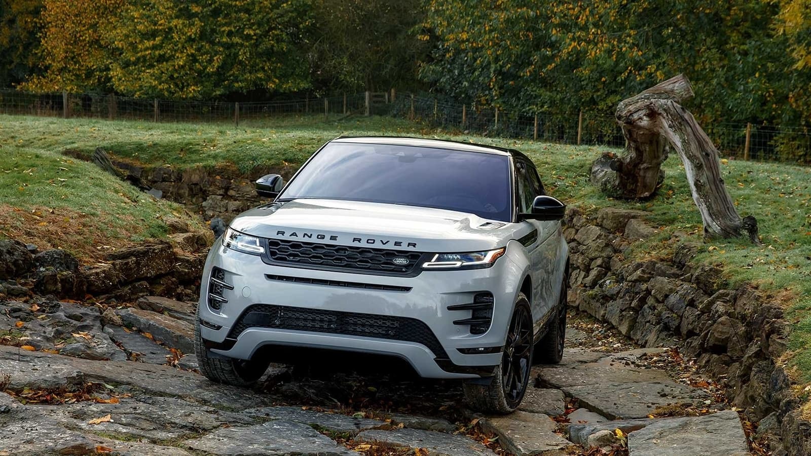 Range Rover Evoque supera con solvencia terrenos rocosos difíciles.