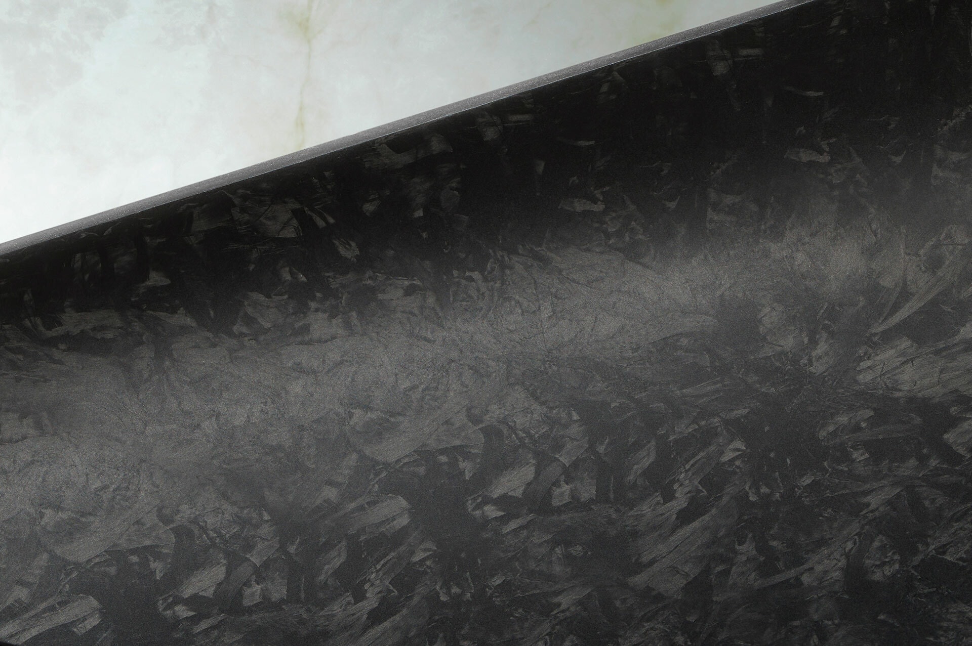 Primer plano de la calidad del acabado interior.