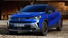 Renault Captur híbrido en azul posando con imponente presencia. Renault Captur híbrido en azul posando con imponente presencia.