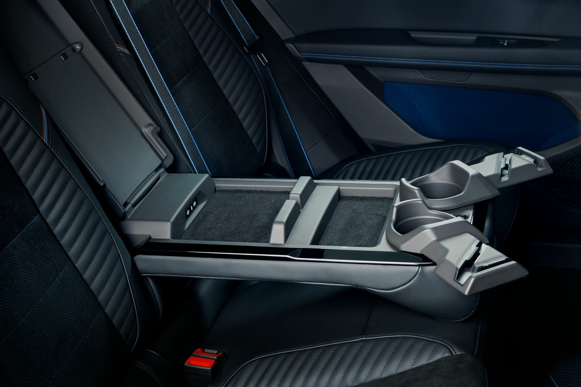 La consola central se adapta a diferentes configuraciones.