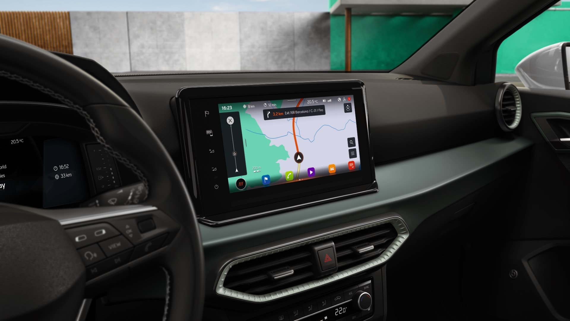Vista del sistema de infotainment del SEAT Arona, núcleo tecnológico del habitáculo.