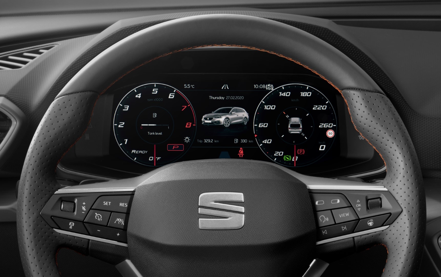 Cuadro de instrumentos digital del SEAT León ST con diseño tecnológico.