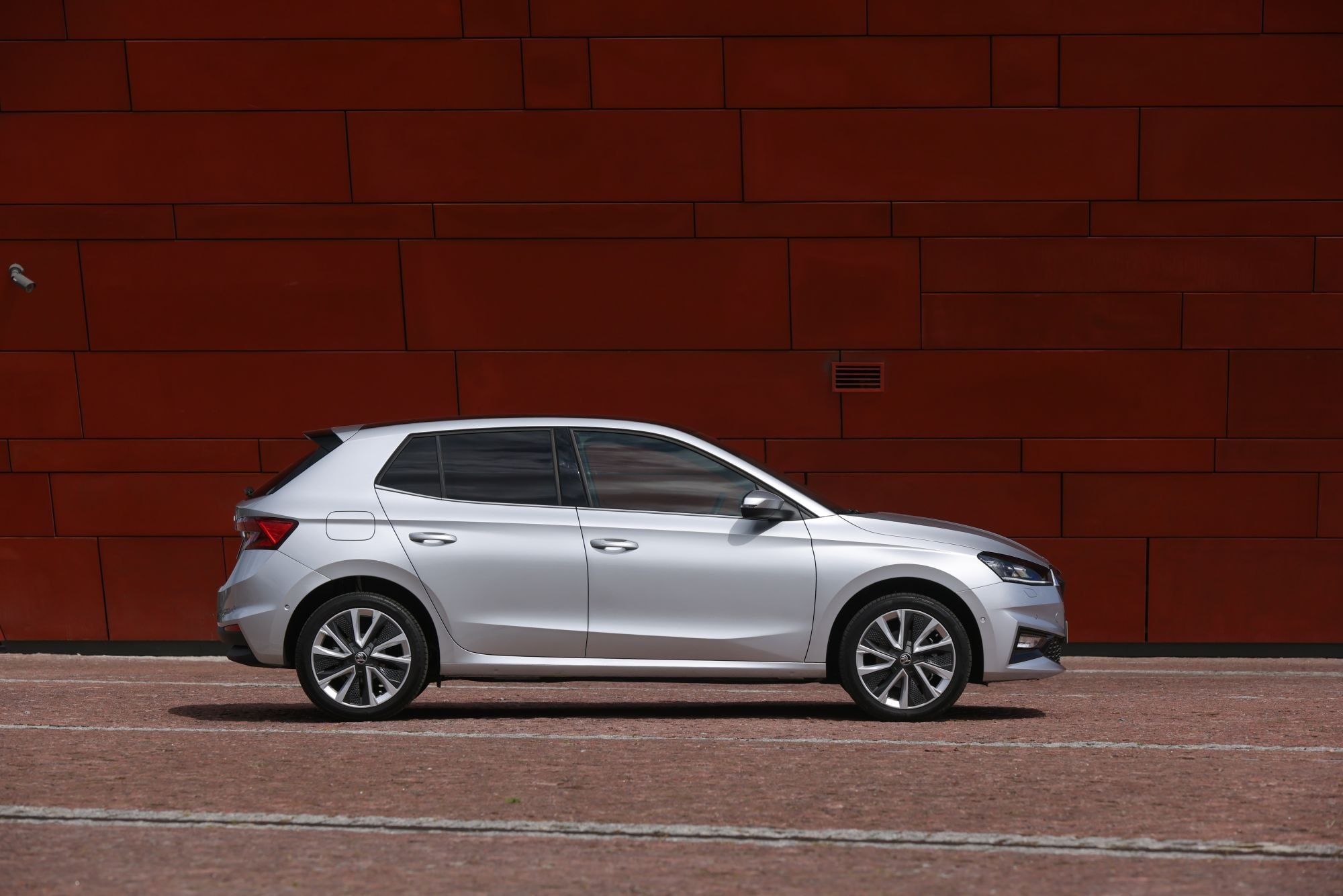 Panel de navegación de alta resolución, combina estética y funcionalidad.