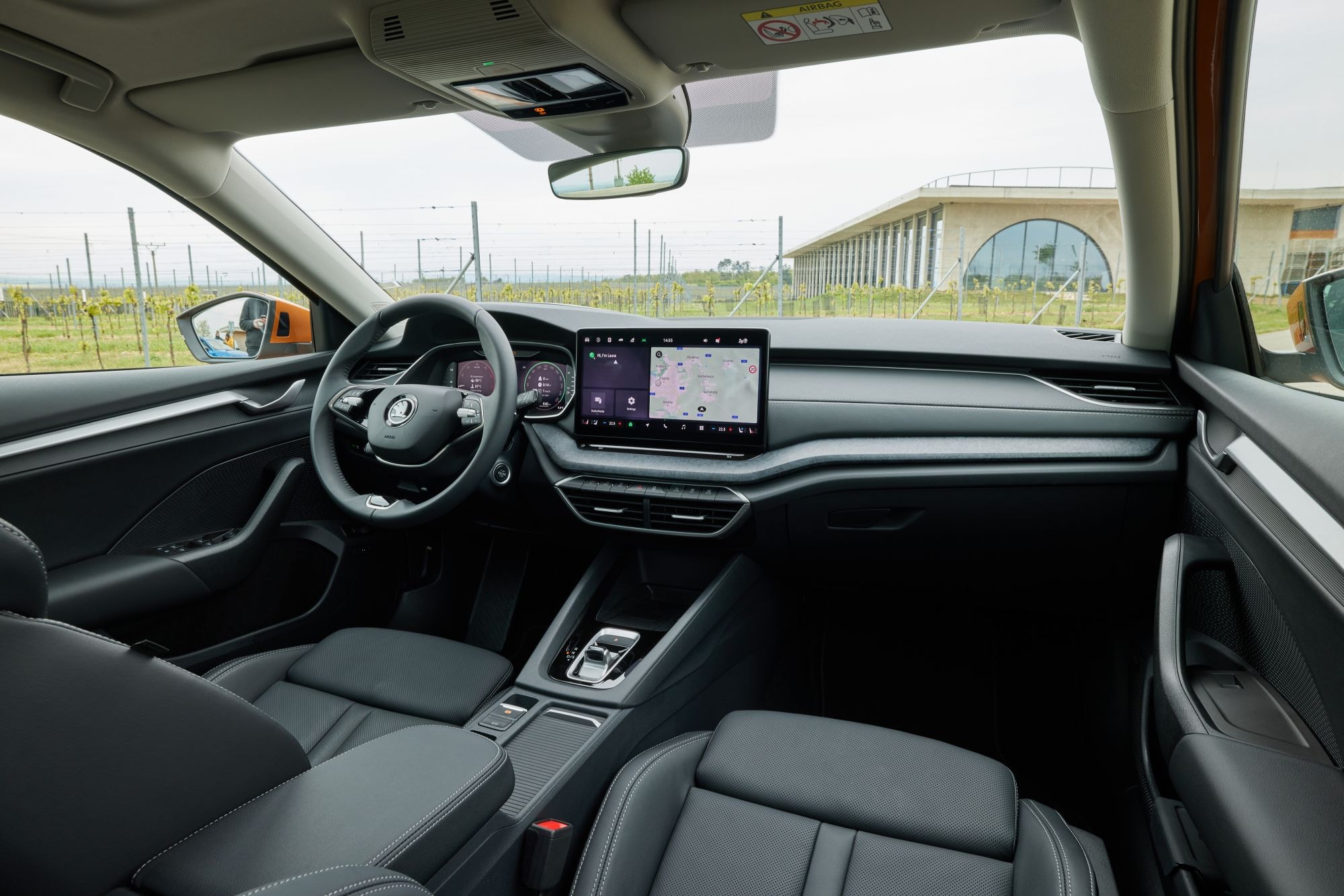 Interior del Skoda Octavia, diseño moderno y tecnología a la vanguardia