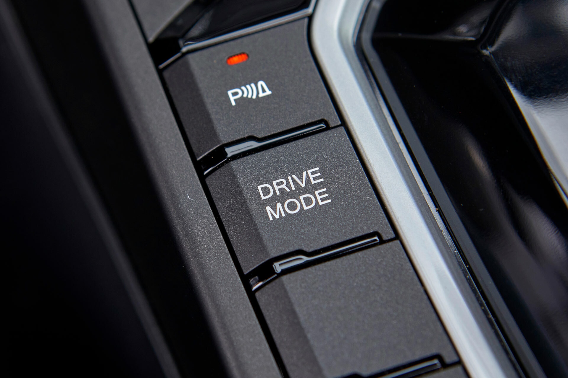 Botón de freno de estacionamiento automático del Korando.