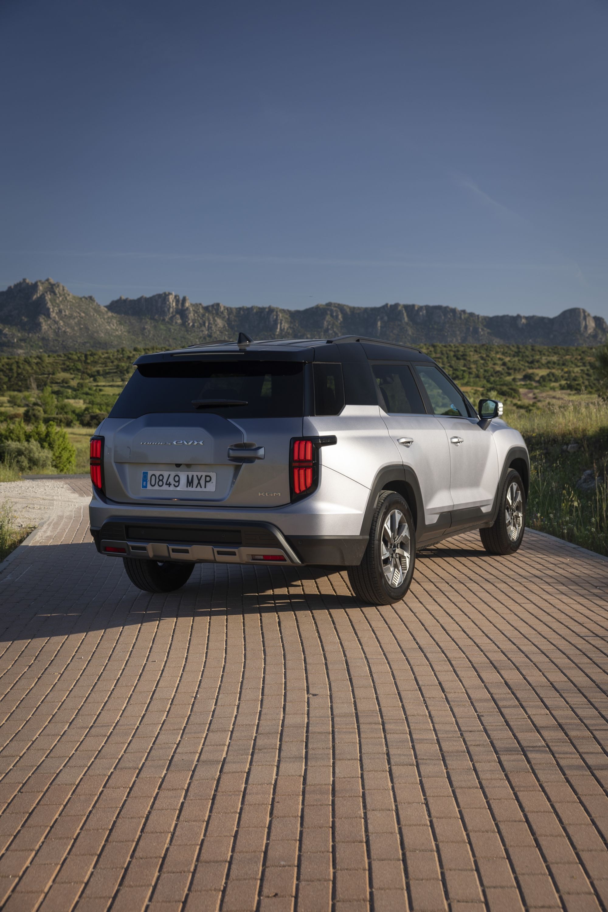 KGM (SsangYong) Torres EVX