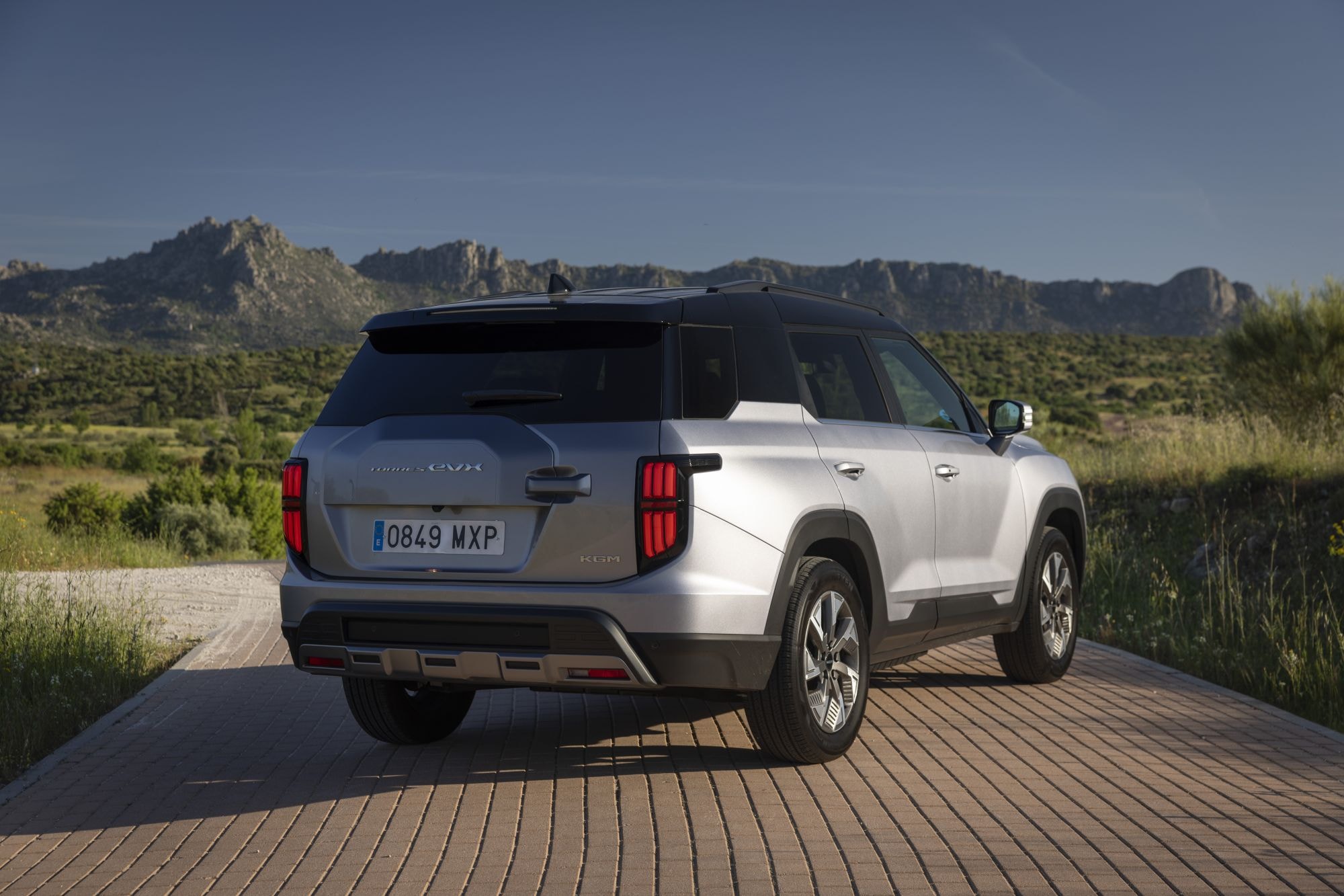 KGM (SsangYong) Torres EVX