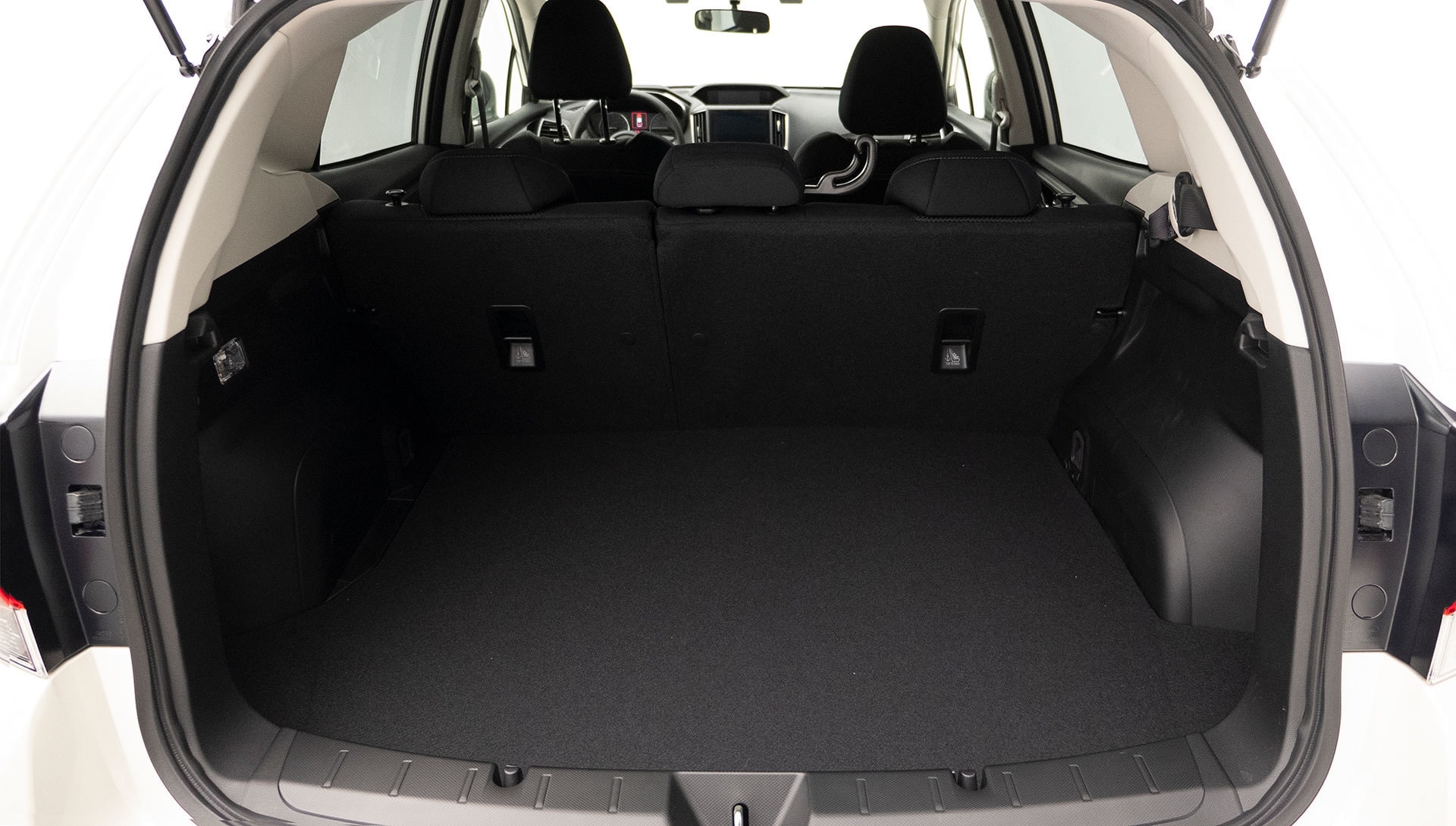 Vista del maletero con detalle en la disposición de la carga