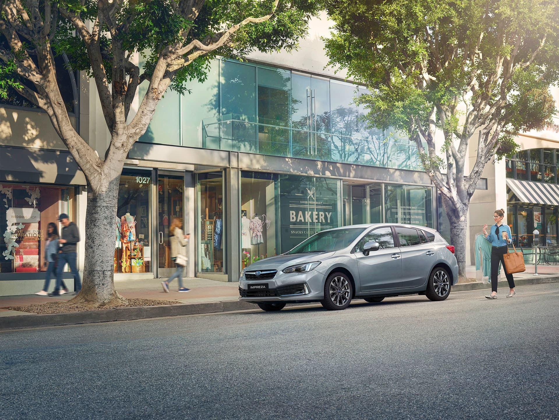 Integración perfecta del Impreza con el paisaje urbano.