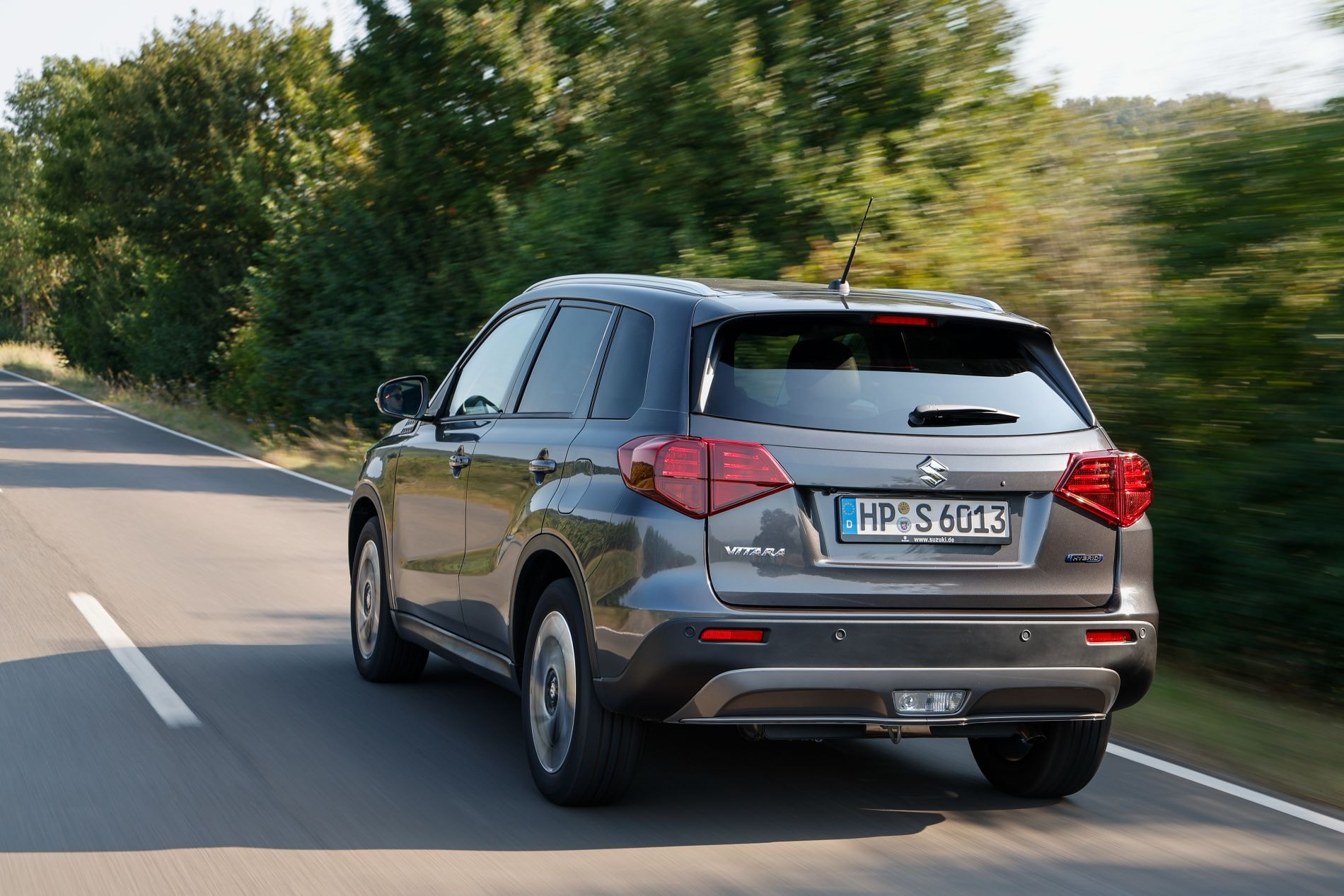 Vista de los asientos del Suzuki Vitara, confort y estilo.