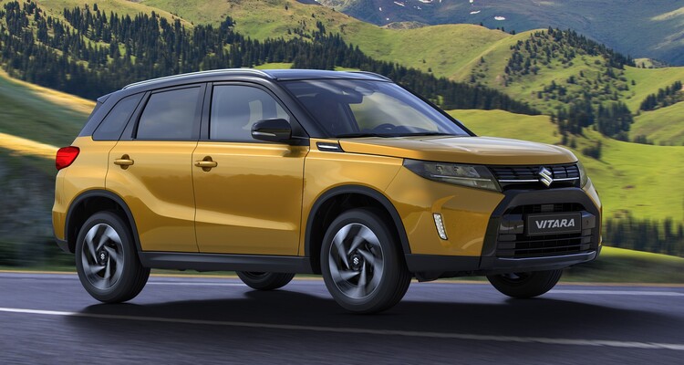 Perfil dinámico del Suzuki Vitara mostrando lineas y contornos laterales. Perfil dinámico del Suzuki Vitara mostrando lineas y contornos laterales.