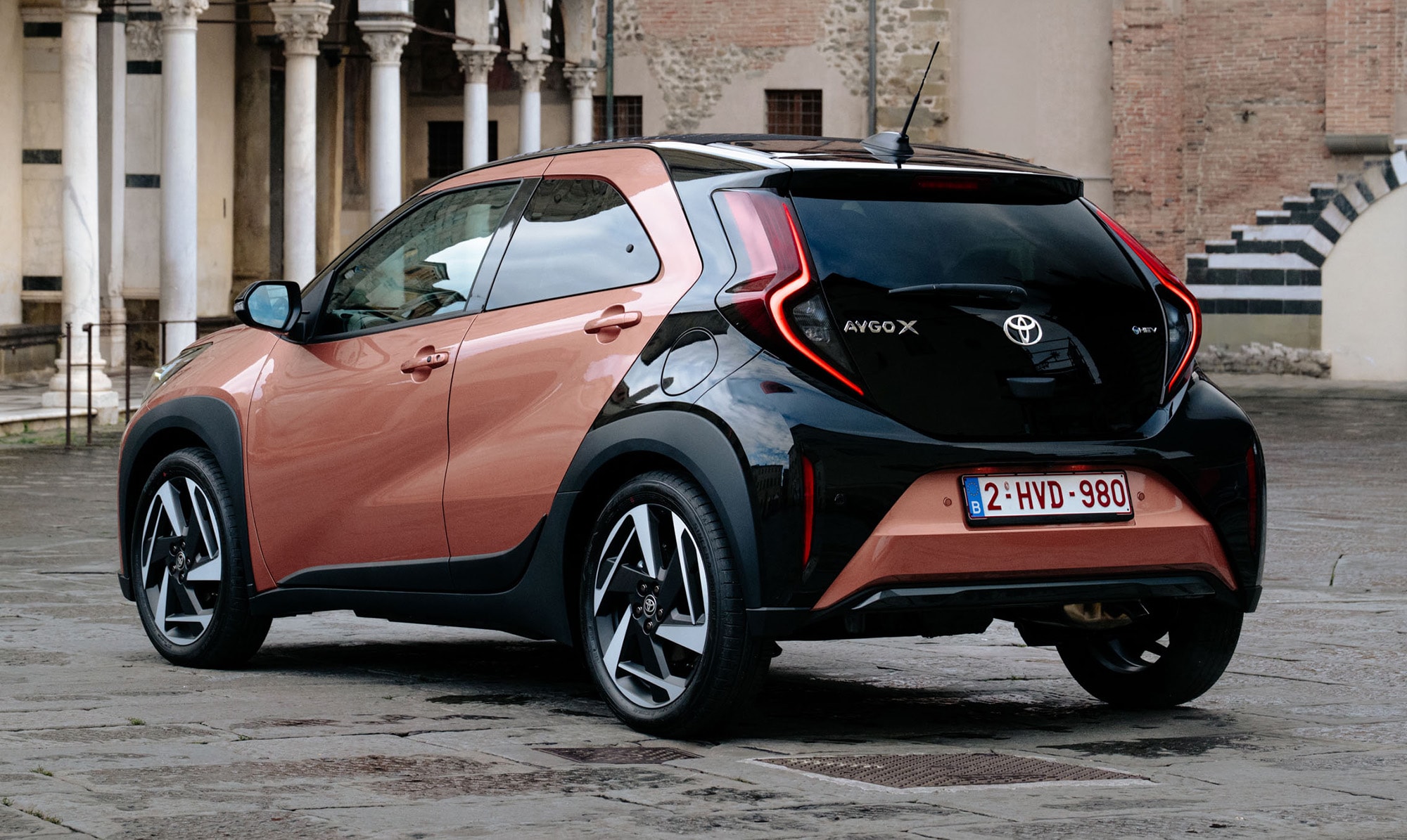 Toyota Aygo X híbrido