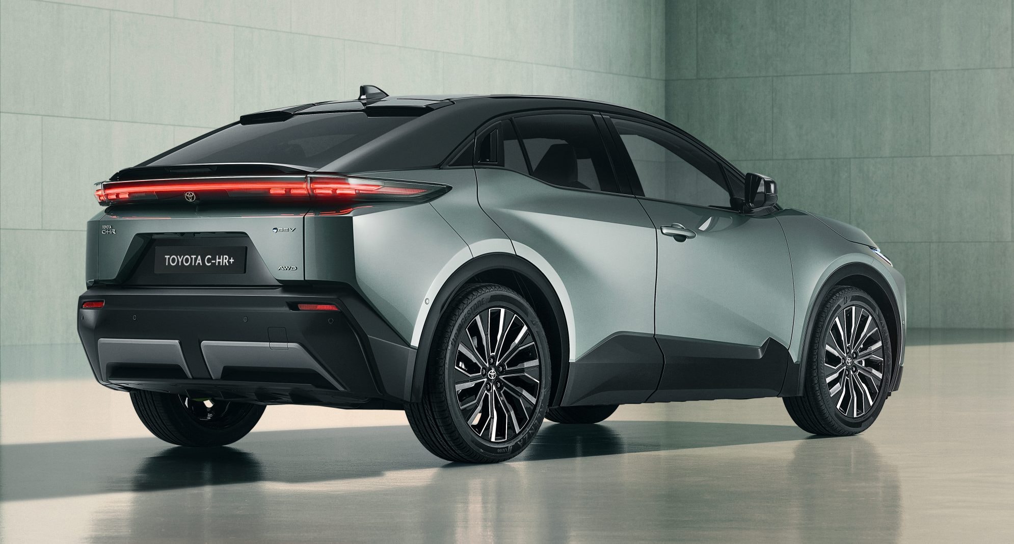 Toyota C-HR+ eléctrico