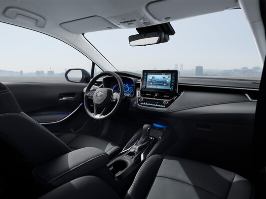 Cabina del Corolla con un toque moderno y tecnología integrada. Cabina del Corolla con un toque moderno y tecnología integrada.