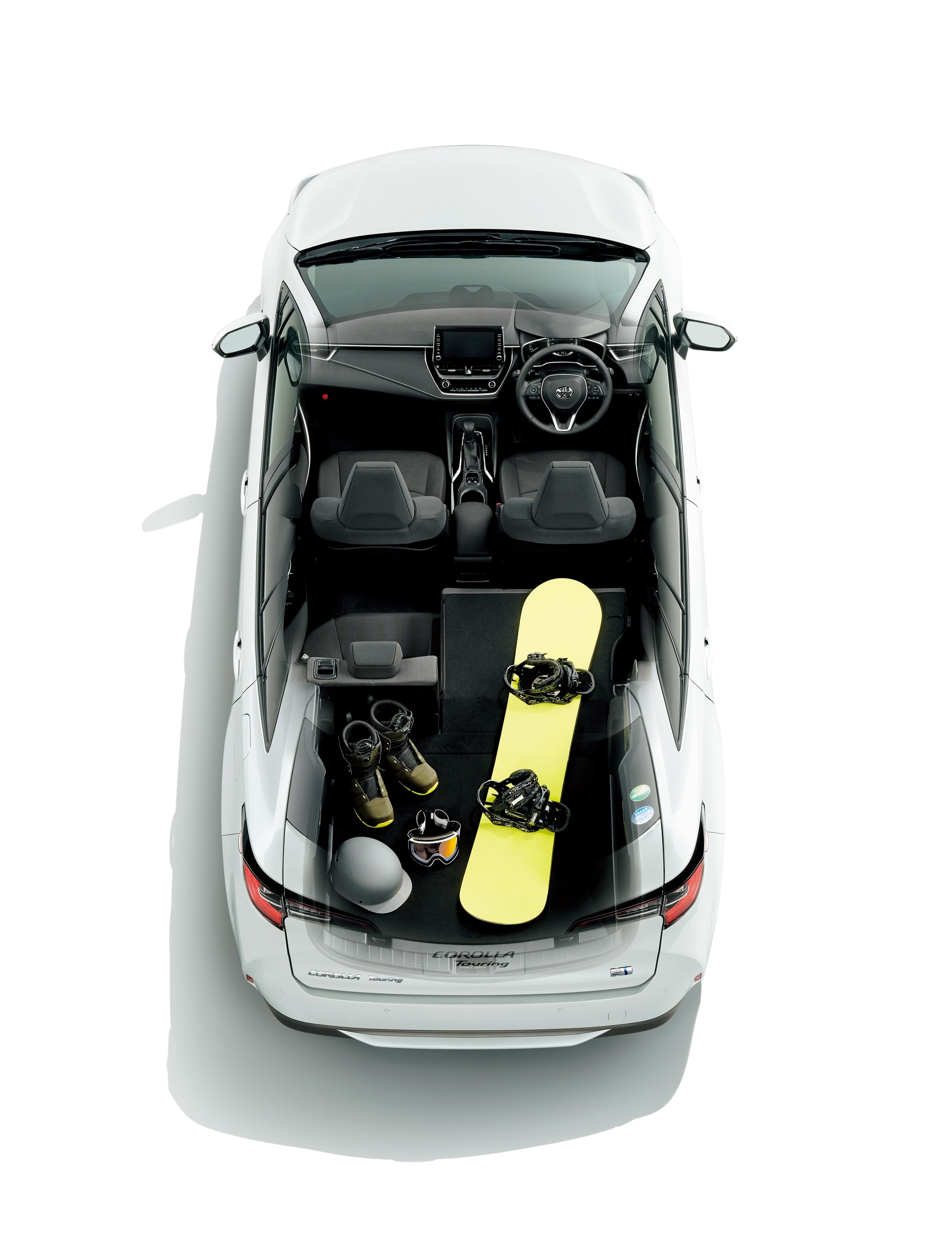 Vista superior del maletero del Toyota Corolla Touring Sports demostrando su capacidad.