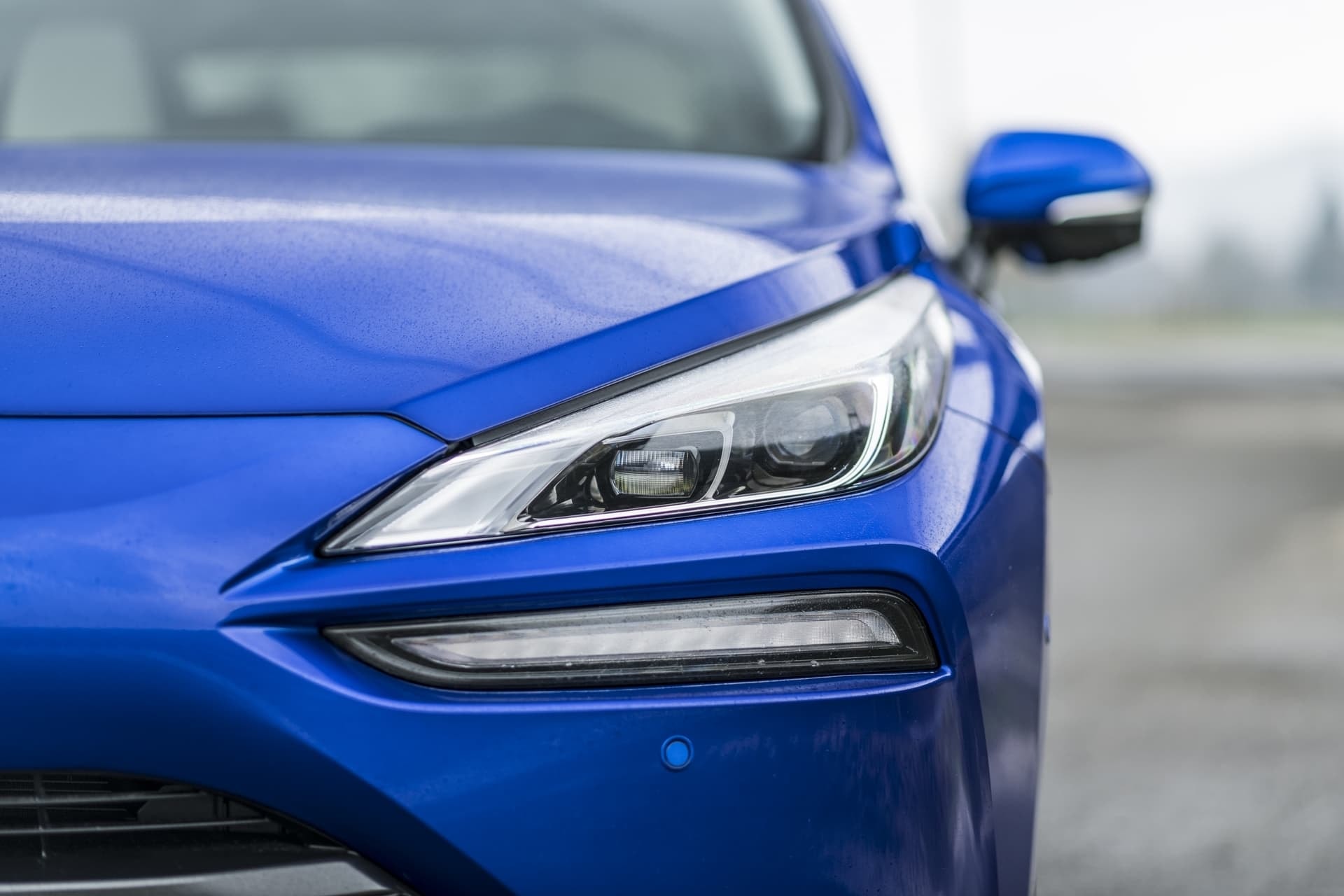 Faros delanteros LED del Toyota Mirai