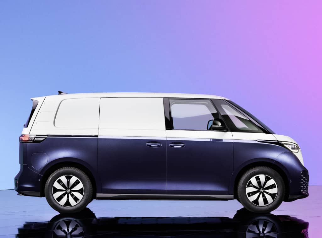 Perfil lateral del Volkswagen ID. Buzz Cargo, diseño moderno y funcional.