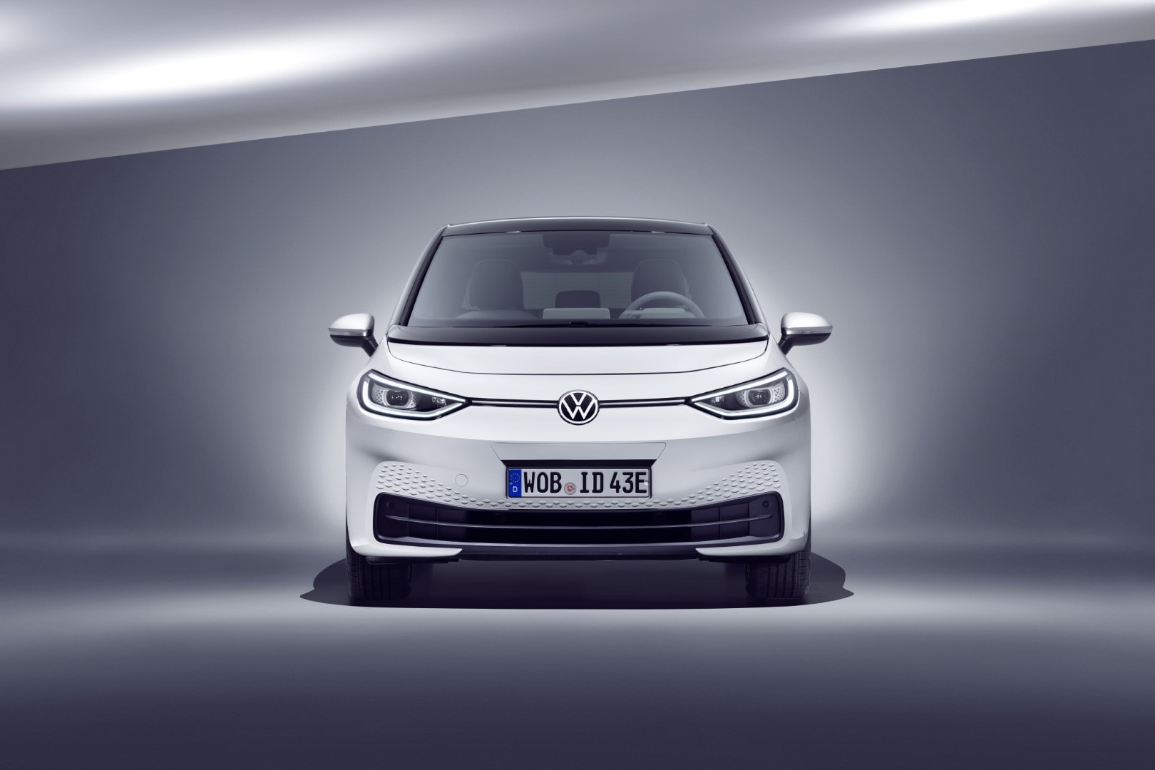 Frontal del Volkswagen ID.3, con la estética característica de la marca.