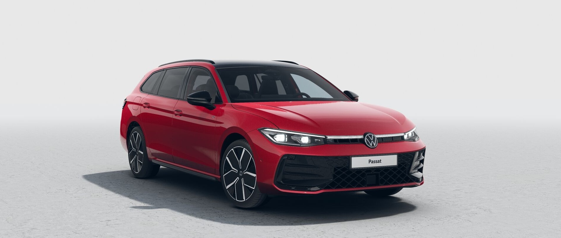 Fachada delantera del Passat Variant en un vivo color rojo.