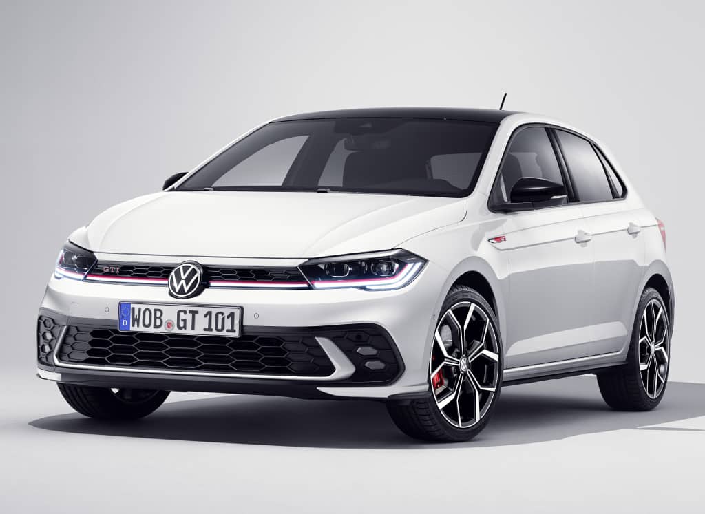 Perfil frontal del Volkswagen Polo GTI destacando su diseño agresivo