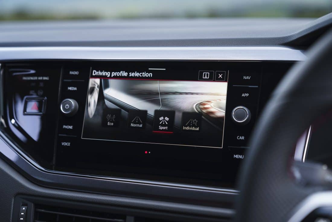 Sistema de selección de perfiles de conducción en la pantalla táctil del Polo GTI