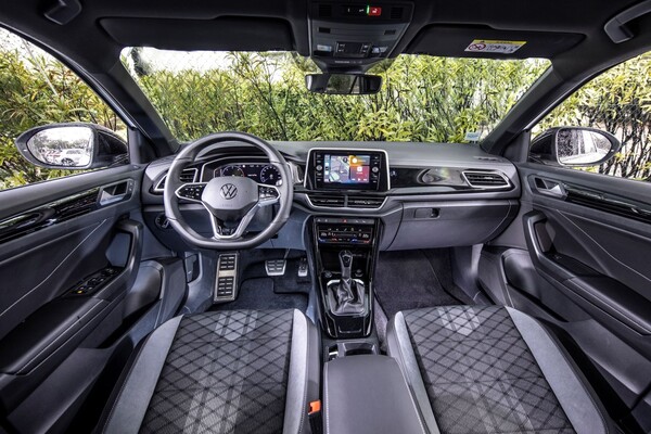 Maletero del T-Roc, con excelente capacidad de carga y organización. Maletero del T-Roc, con excelente capacidad de carga y organización.