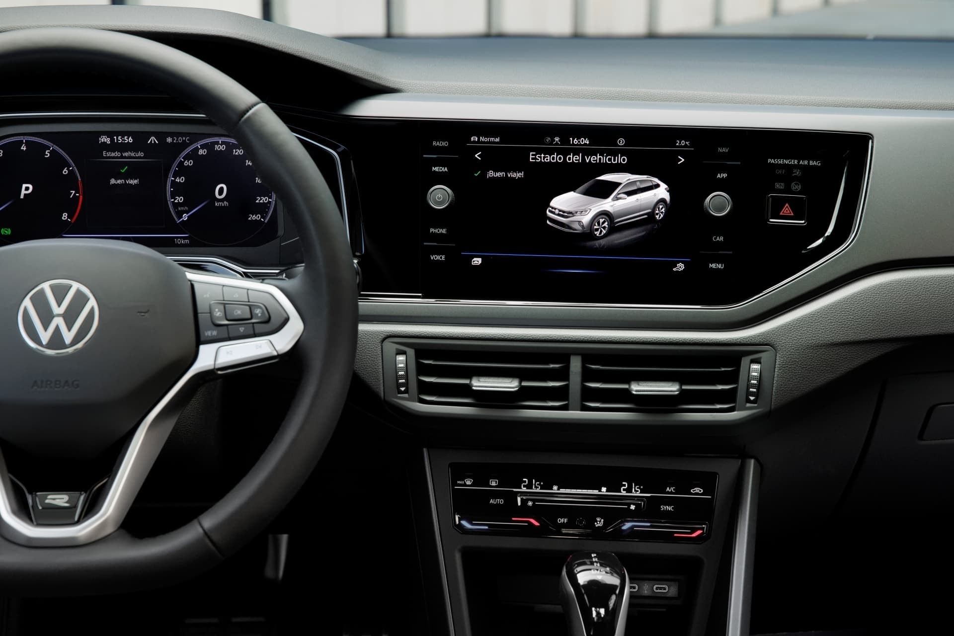 Sistema infotainment del Volkswagen Taigo desplegando la interfaz de medios.