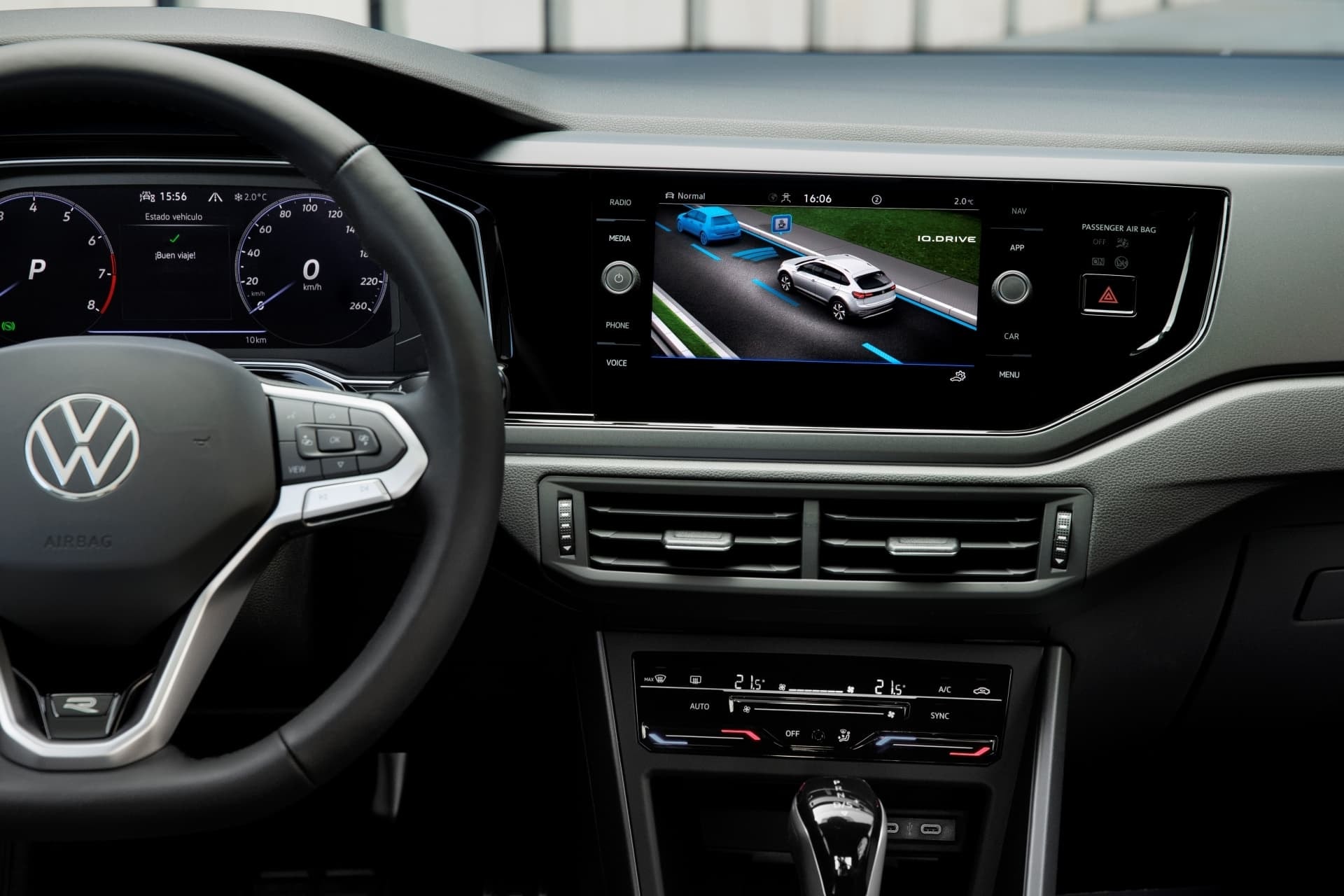 Pantalla mostrando velocidad media y datos de viaje.