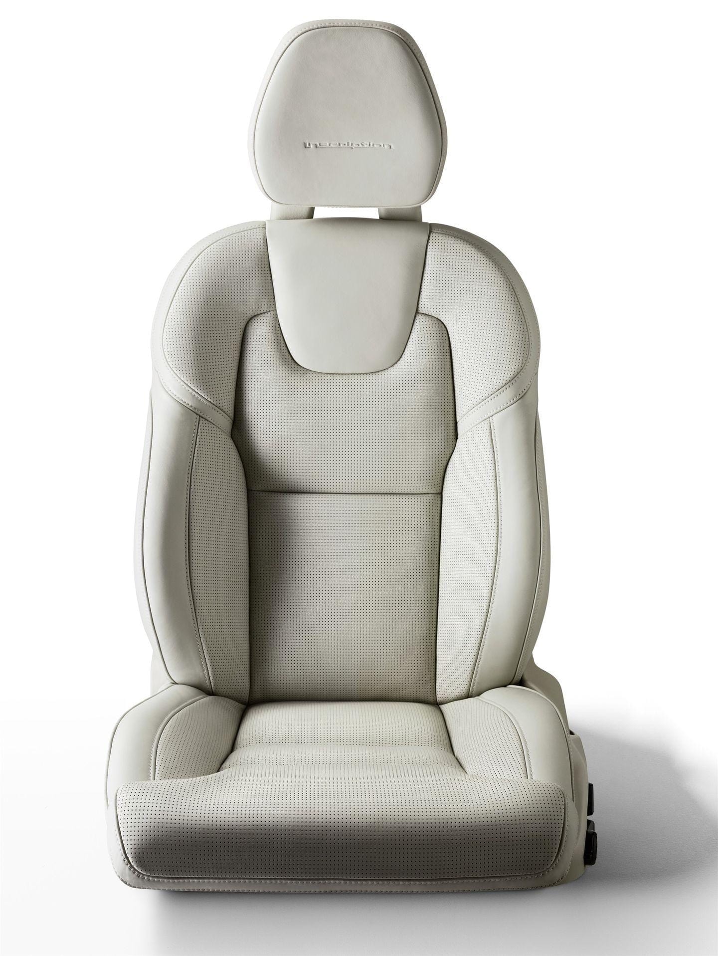 Asiento delantero ergonómico de Volvo S90, enfocado en el confort.