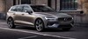 Perfil dinámico del Volvo V60, visión frontal y lateral en la ciudad. Perfil dinámico del Volvo V60, visión frontal y lateral en la ciudad.