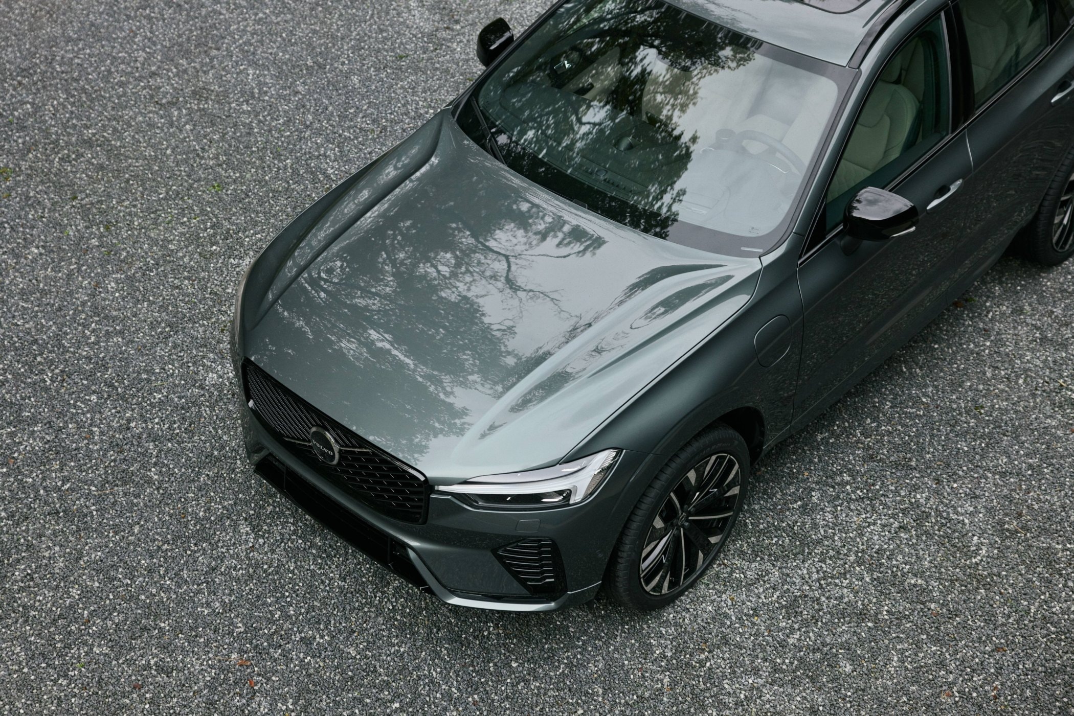 Interior espacioso del XC60 Híbrido, asientos de gran confort.