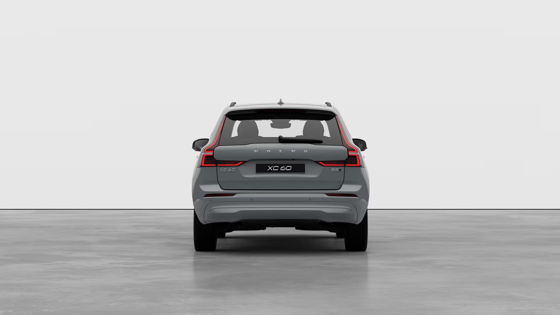 Perfil del Volvo XC60, muestra líneas fluidas y un diseño moderno.