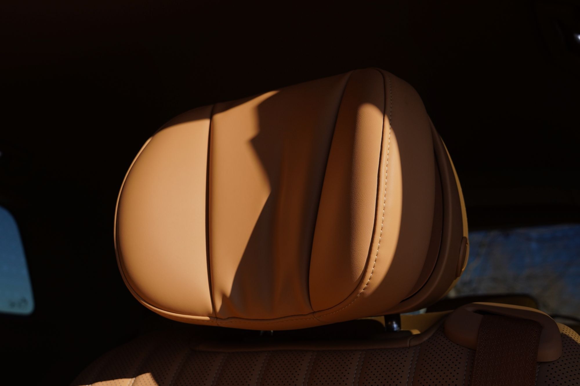 Perfil lateral del VOYAH Dream, mostrando su aerodinámica.