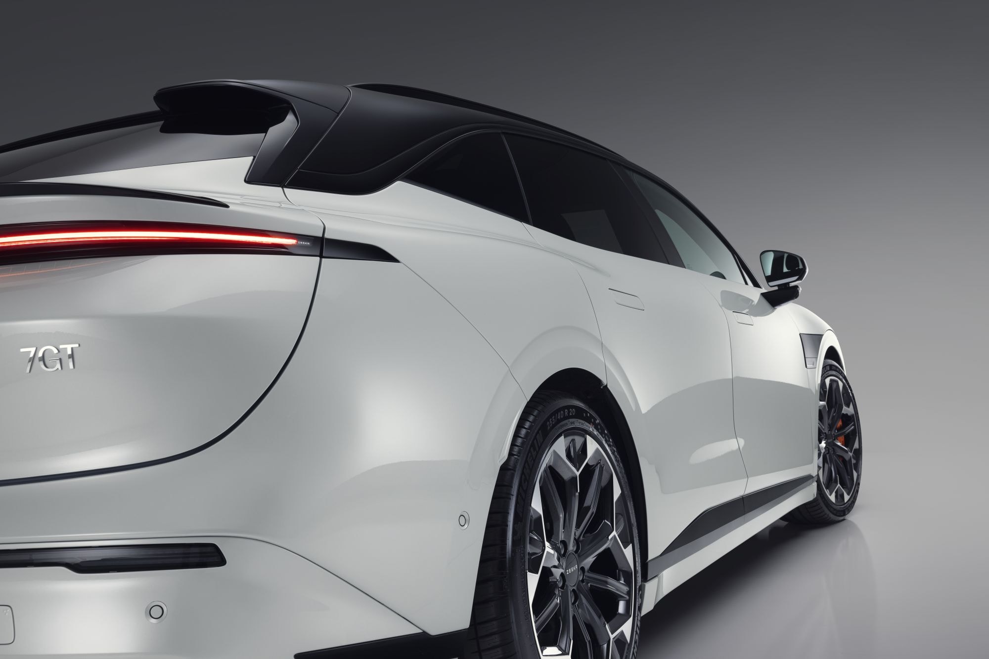 Zeekr 7GT