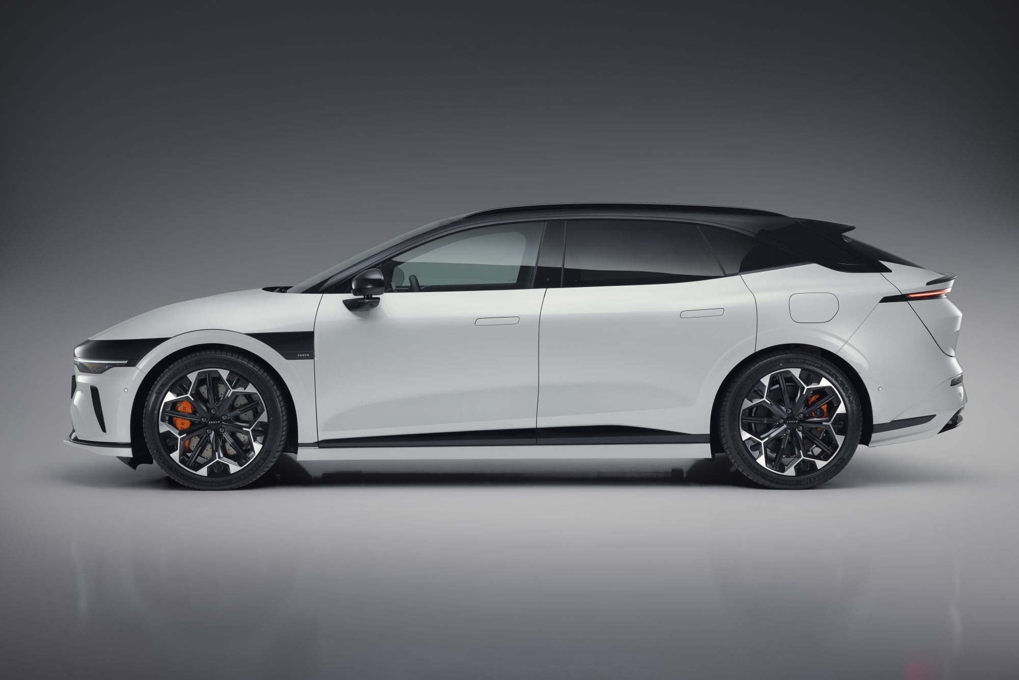 Zeekr 7GT